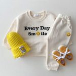 【66-120cm】 笑顔＆英字プリント セットアップ - 画像 (6)