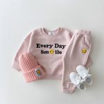 【66-120cm】 笑顔＆英字プリント セットアップ - 画像 (3)