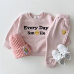 【66-120cm】 笑顔＆英字プリント セットアップ - 画像 (8)