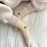 【GOODS】 シンプル カラー英字 ソックス - 画像 (10)