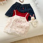 【90-140cm】女の子 セットアップ 花柄 キャミソール+インナー+ミニスカート - 画像 (4)