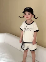 【80-150cm】セットアップ 半袖Ｔシャツ＆ショートパンツ 英字柄 - 画像 (7)