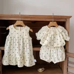 【73-110cm】ロンパース or ワンピース ベビー 女の子 ハート柄 - 画像 (2)