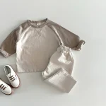 【73-100cm】ベビー カラー切り替え トップス 長袖Ｔシャツ - 画像 (7)