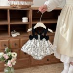 【66-90cm】キャミロンパース ブラック花 可愛い ベビー服 - 画像 (6)