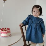 【73-100cm】デニムワンピース ベビー 女の子 肩フリル - 画像 (2)