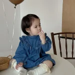 【73-100cm】デニムワンピース ベビー 女の子 肩フリル - 画像 (3)