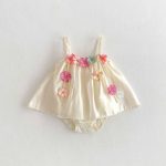 【66-90cm】キャミロンパース ベビー服 女の子 フラワー - 画像 (2)