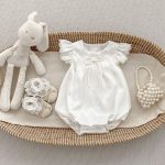 【66-100cm】ロンパース or ワンピース フリルスリーブ 蝶結び - 画像 (4)