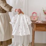 【66-110cm】ロンパースorワンピース フラワー柄 ホワイト 姉妹服 - 画像 (13)