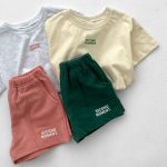 【80-130cm】セットアップ キッズ 半袖 Tシャツ+ショートパンツ 薄手 男女兼用 シンプル - 画像 (3)