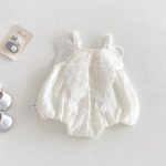 【66-90cm】ロンパース ホワイト バタフライ シンプル - 画像 (3)