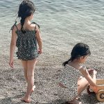 【90-140cm】水着 花模様 おしゃれ 上下セット - 画像 (3)