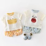 【73-110cm】Tシャツ アヒル 可愛い 着心地良い トップス