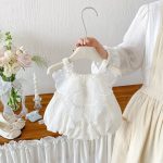 【66-90cm】ロンパース ホワイト バタフライ シンプル - 画像 (4)