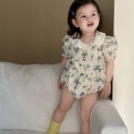 【66-90cm】ロンパース ベビー 小花柄 折り襟 レトロ