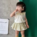 【73-100cm】セットアップ ベビー ナチュラル 小花柄 ノースリーブ - 画像 (2)