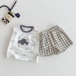 【73-110cm】セットアップ ベビー 車ロゴノースリーブ&チェックパンツ - 画像 (4)