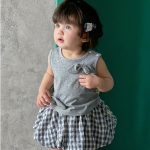 【73-110cm】セットアップ ベビー 可愛い ノースリーブTシャツ＆チェックフレアスカート - 画像 (7)