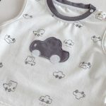 【73-110cm】セットアップ ベビー 車ロゴノースリーブ&チェックパンツ - 画像 (11)