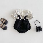 【66-100cm】セットアップ ブラック フラワー サロペット＆シャツ - 画像 (2)