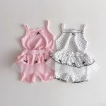 【73-100cm】セットアップ ベビー リボン ドット柄キャミソール&ショートパンツ - 画像 (3)
