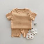 【73-100cm】Tシャツ&ショートパンツセット ベビー 柔らかなリブ素材 - 画像 (5)