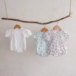 【66-90cm】ロンパース ベビー 小花柄 パフスリーブ - 画像 (3)