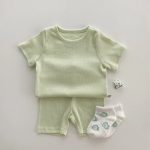 【73-100cm】Tシャツ&ショートパンツセット ベビー 柔らかなリブ素材 - 画像 (3)