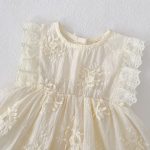 【66-90cm】ロンパース ベビー クリーム フラワー 刺繡 - 画像 (12)