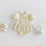 【66-90cm】ロンパース ベビー 蝶結び クリーム レース