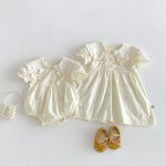 【66-130cm】ロンパースorワンピース ベビー 姉妹服 クリーム ダブル蝶結び - 画像 (2)