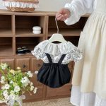 【66-100cm】セットアップ ブラック フラワー サロペット＆シャツ - 画像 (4)