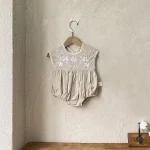 【66-90cm】ロンパース ベビー ボンネット付き 刺繍襟 - 画像 (7)