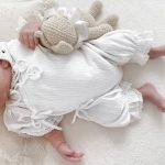 【66-90cm】ロンパース ベビー リボンタイ付き レーストリム - 画像 (6)