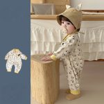 【66-90cm】カバーオール ベビー 折り襟 わんちゃん総柄 - 画像 (4)