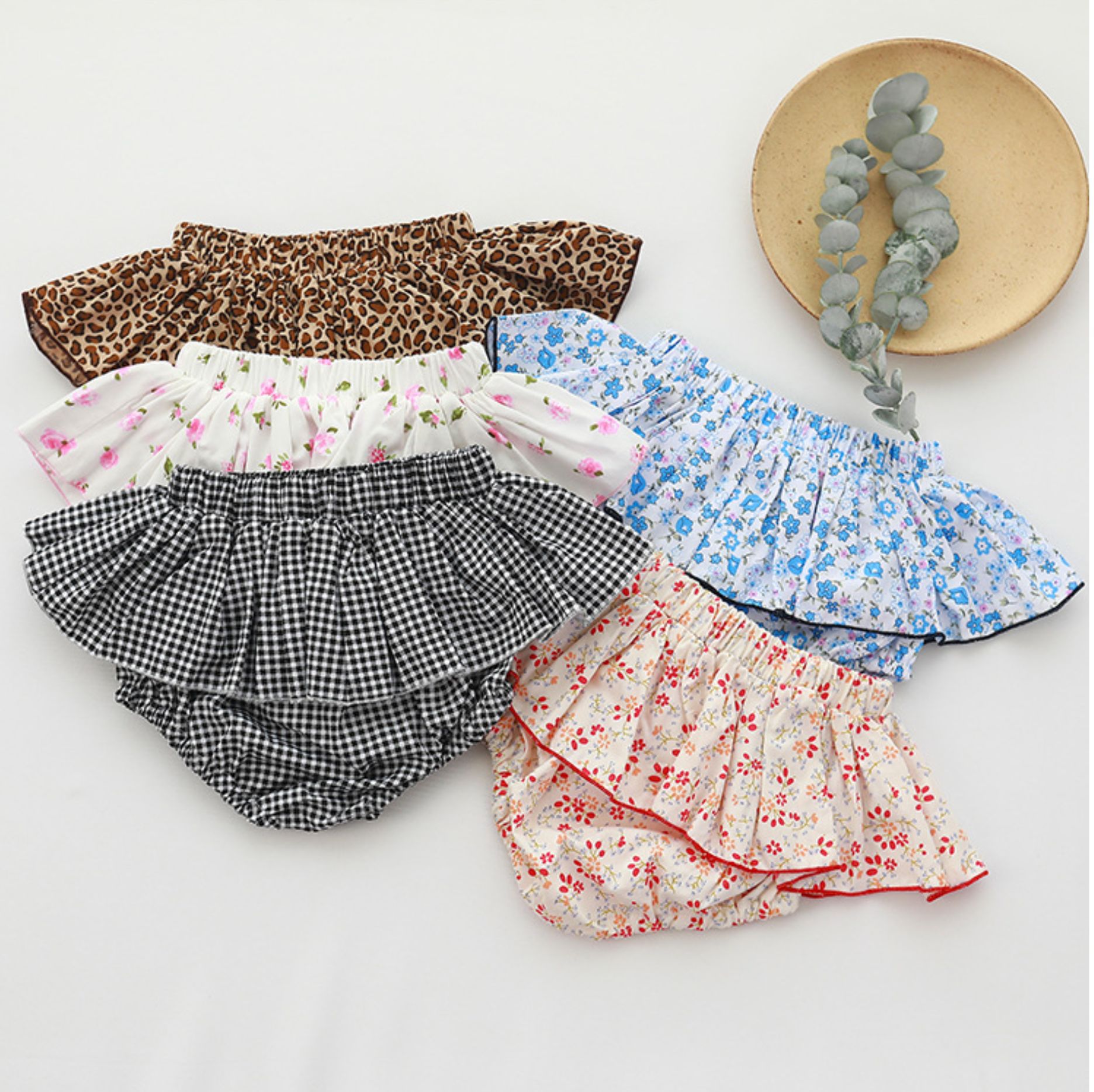O1CN01GKobW01S0K3JaxJkb_3506542184-0-cib.jpg 【73-110cm】ショートパンツ ベビー フリル 花柄 - 画像 (1)