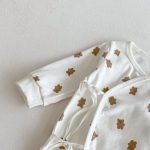 【80-90cm】カバーオール＆スタイ ベビー くま プリント - 画像 (8)