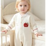 【73-90cm】カバーオール ベビー りんごくま シンプル - 画像 (6)