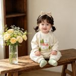 【66-90cm】ロンパース ベビー アヒルロゴ クリーム - 画像 (4)