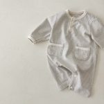 【66-90cm】ロンパース&帽子 細ボーダー 2つボタン ポケット付き 新生児 ベビー - 画像 (5)