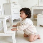 【66-90cm】ロンパース ベビー服 ガーリー ビッグレース襟 - 画像 (4)