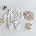 【80-90cm】カバーオール＆スタイ ベビー くま プリント