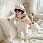 【66-90cm】ロンパース ベビー イチゴ襟 リボン付き - 画像 (9)