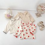 【73-110cm】シャツ フリル襟 イチゴ柄 可愛い - 画像 (3)