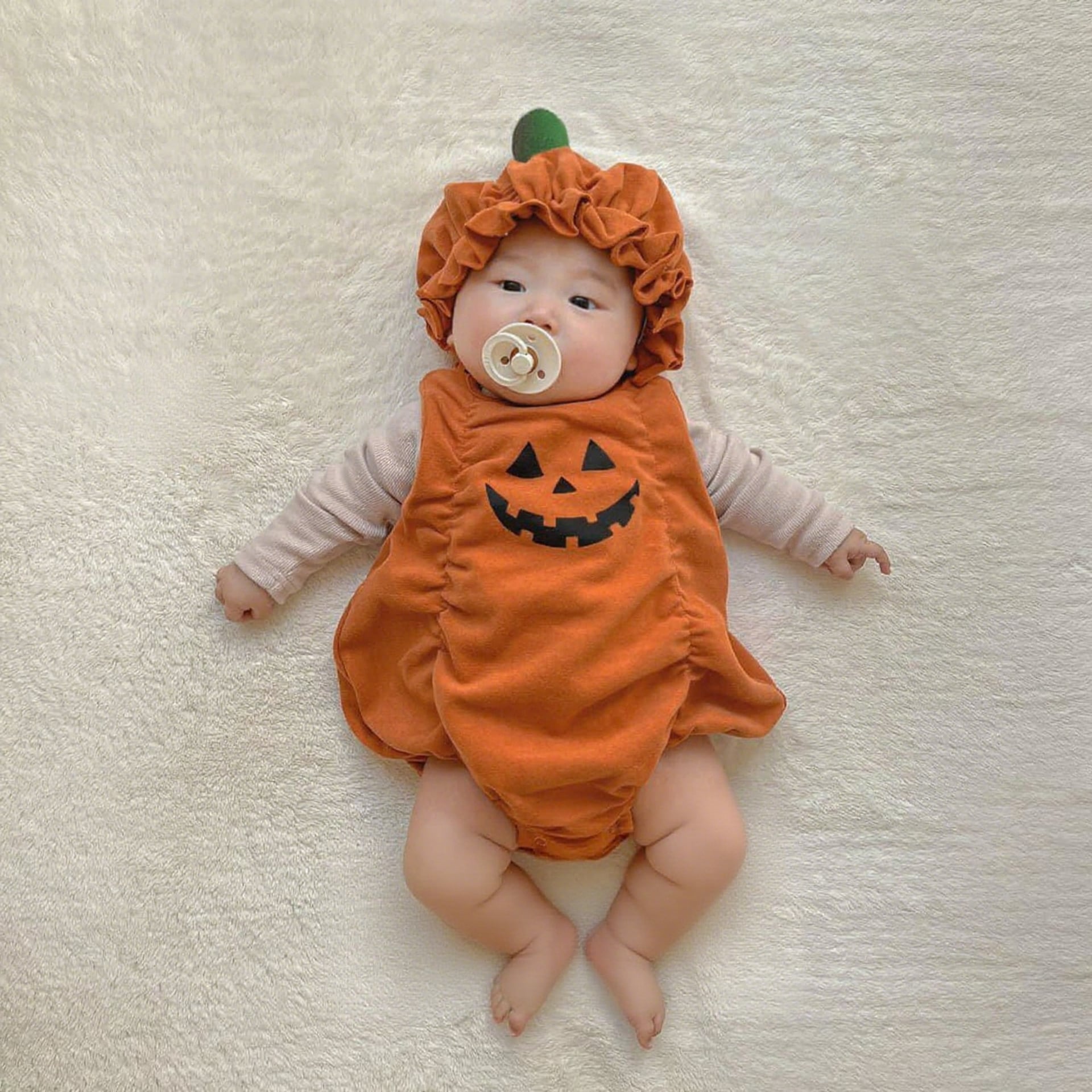 ef07714a7496a36dec8f99b3151cb6c7.jpg 【66-90cm】ロンパース&帽子 ハロウィン かぼちゃ - 画像 (1)