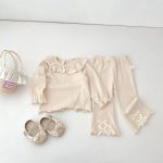 【73-110cm】シャツ フリル襟 イチゴ柄 可愛い - 画像 (9)