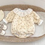【66-90cm】長袖ロンパース ベビー フリル襟 プリント - 画像 (4)