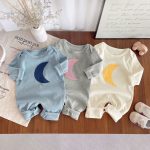 【66-73cm】ロンパース ベビー 月柄 カジュアル - 画像 (3)