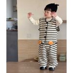 【73-110cm】ニットベスト＋パンツ 男の子  ペンギン ストライプ - 画像 (2)